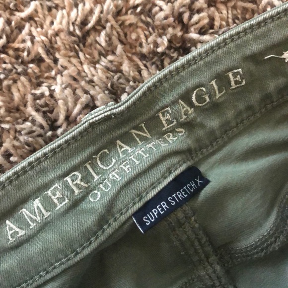 army green AMERICAN EAGLE skinny jeans - Picture 3 of 3